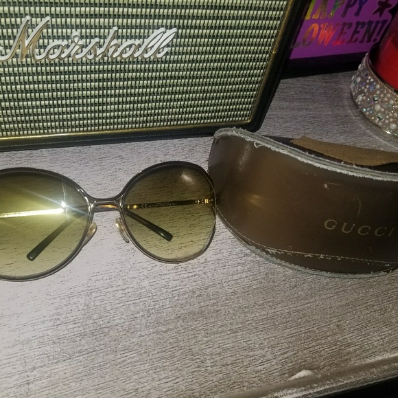 Authentic Gucci glasses - Picture 1 of 3